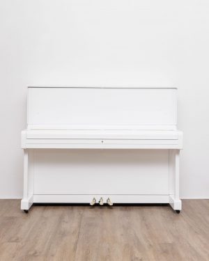 Yamaha U1