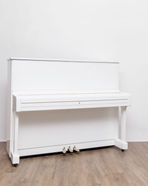 Yamaha U1