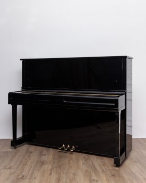 Yamaha U10