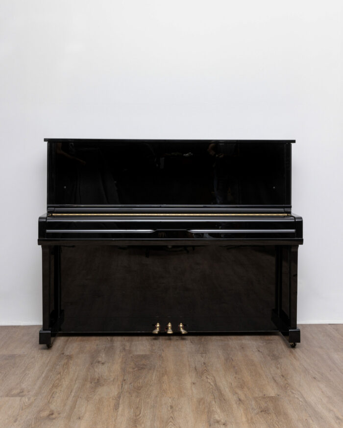 DP PIANOS LC yamha U1 Noir brillant clavier fermé Yamaha U1 LC NB