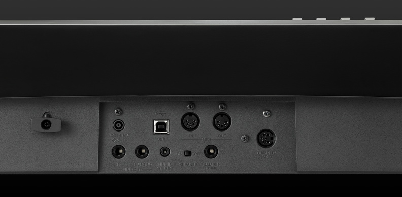 ES920B_back_jackpanel-me