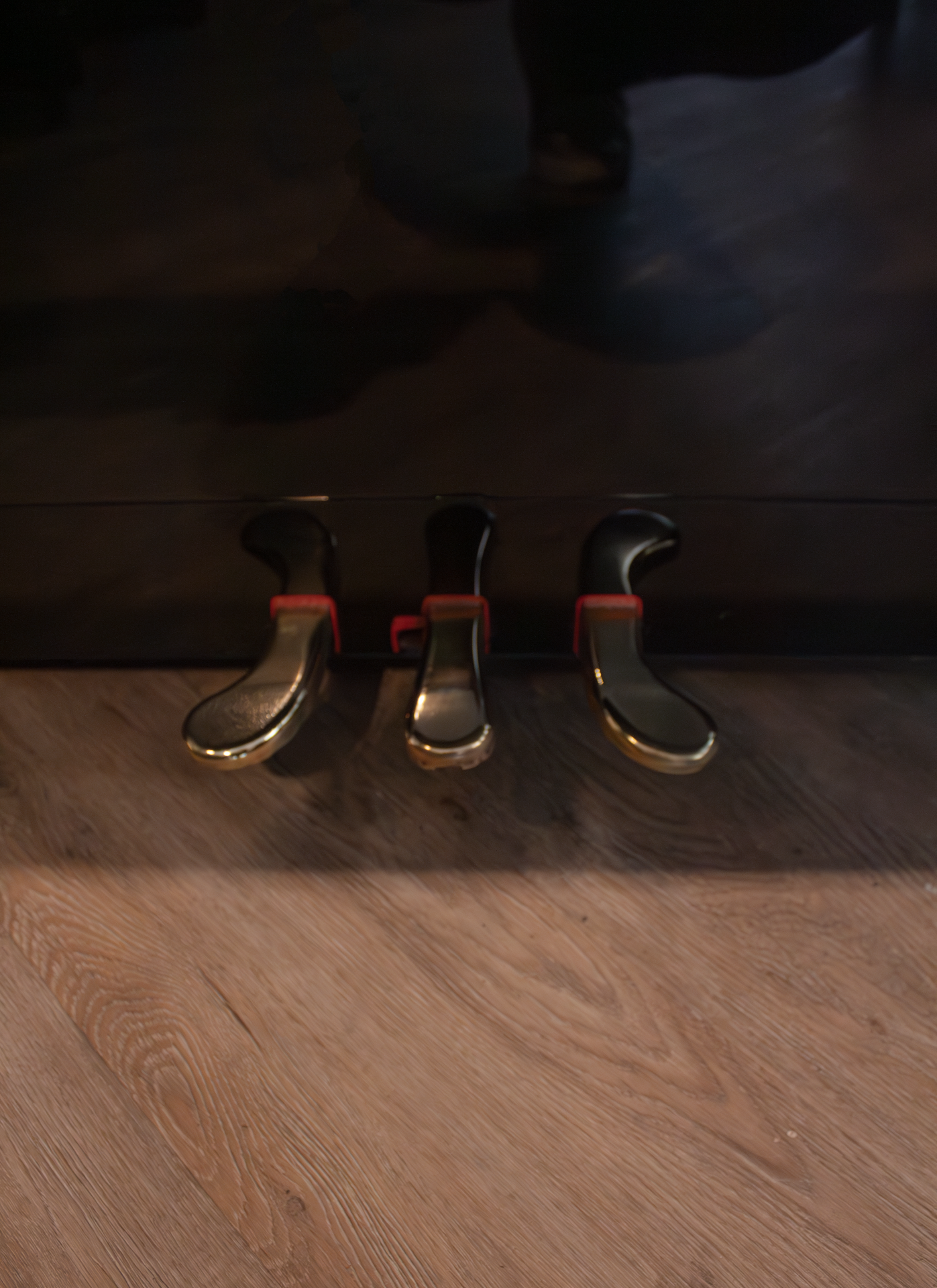 Kawai-pédal.DPpianos Kawai K18 ATX Silence