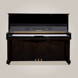 Yamaha-U1_de-face_DPpianos Yamaha U1
