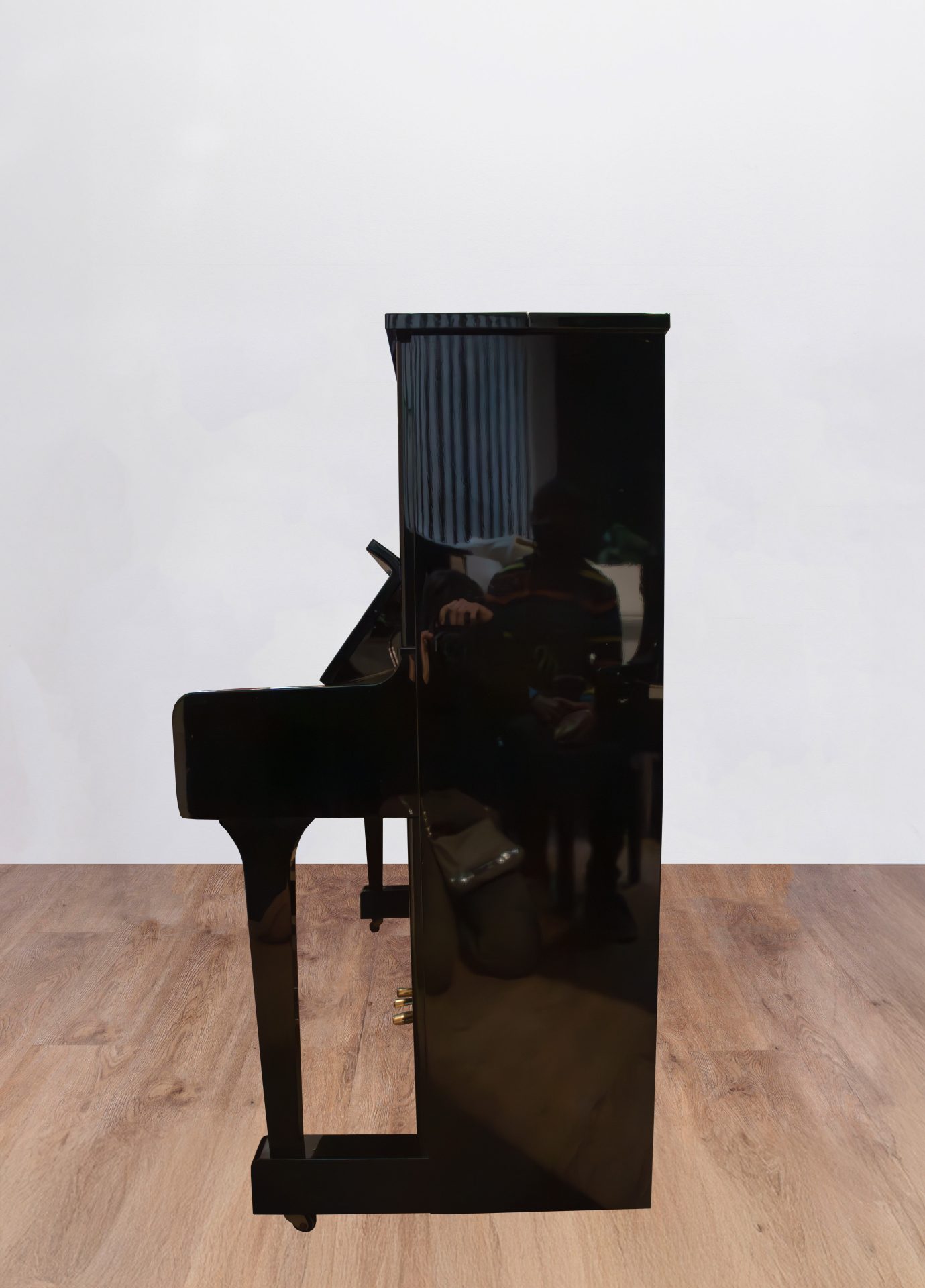 yamaha-U1-AD2-SILENT-coté Yamaha U1 AD2 Silent