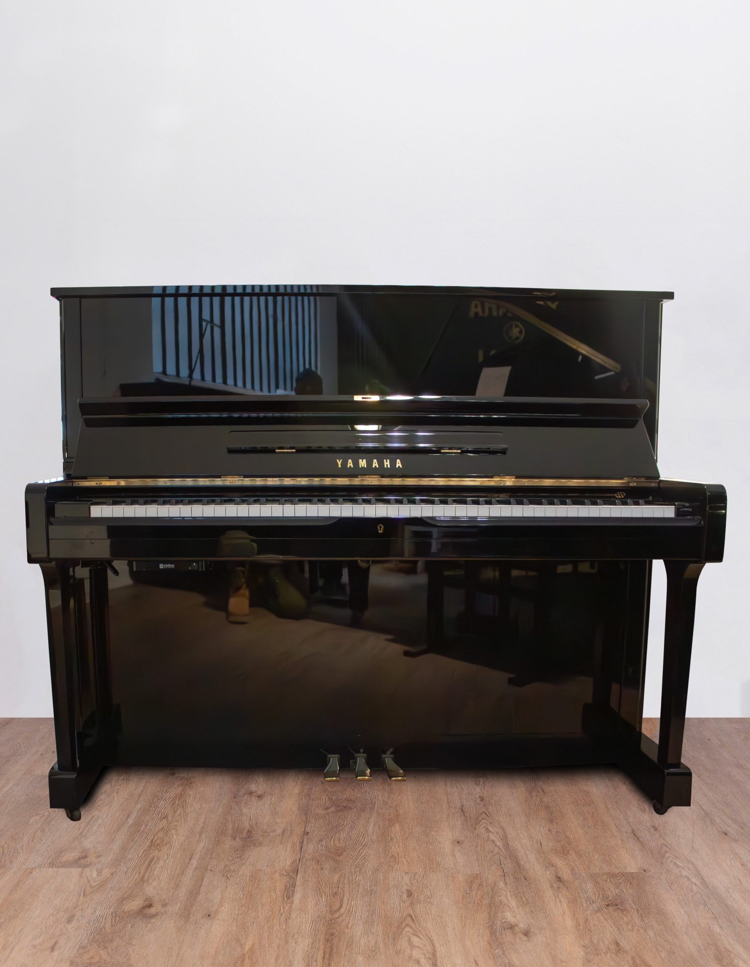 yamaha-U1-Ad2-face Yamaha U1 AD2 Silent