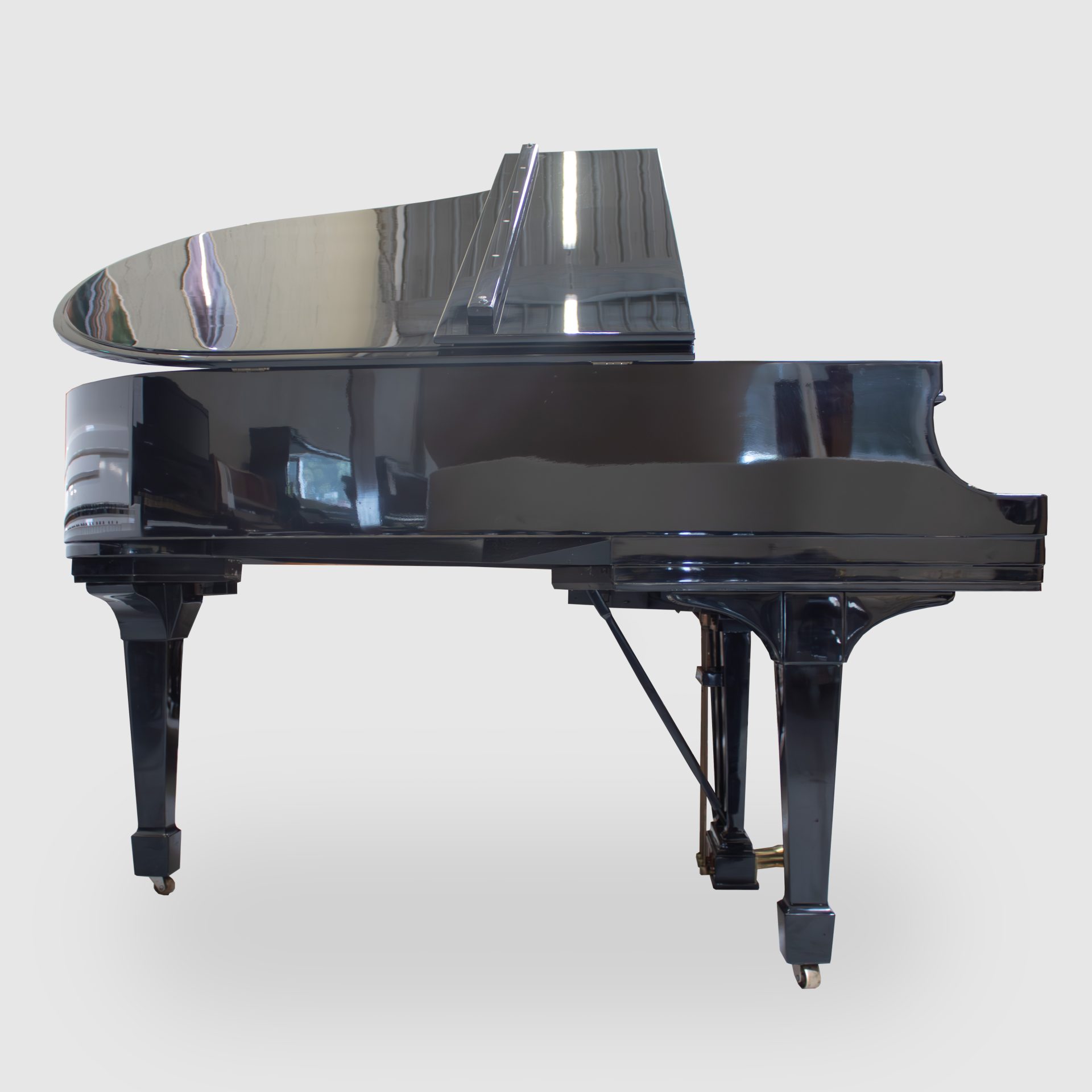Steinway-nb-vue-du-cote-plat.jpg