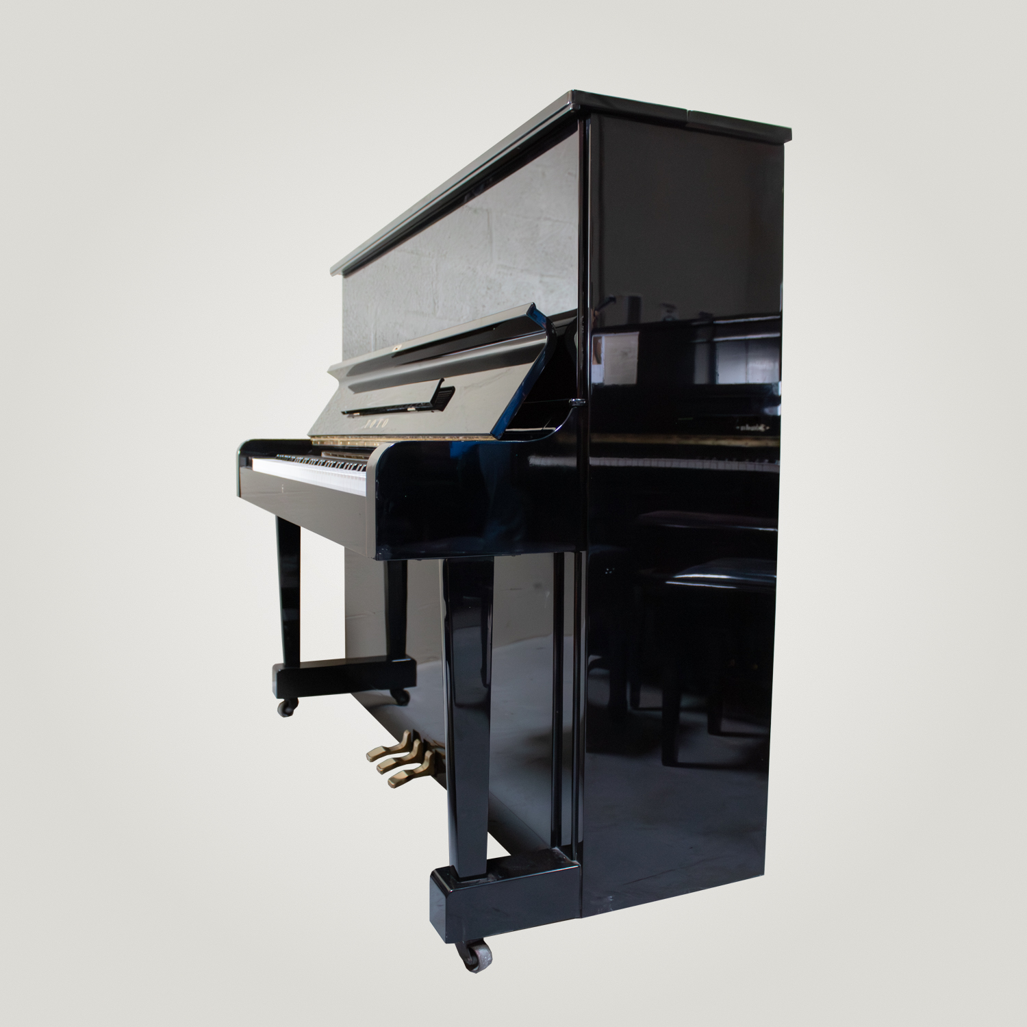 Toyo.120-vue-de-quart (1)